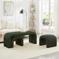 Ensemble petit canapé trois places et pouf