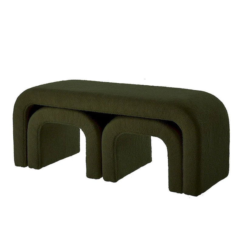 Ensemble petit canapé trois places et pouf