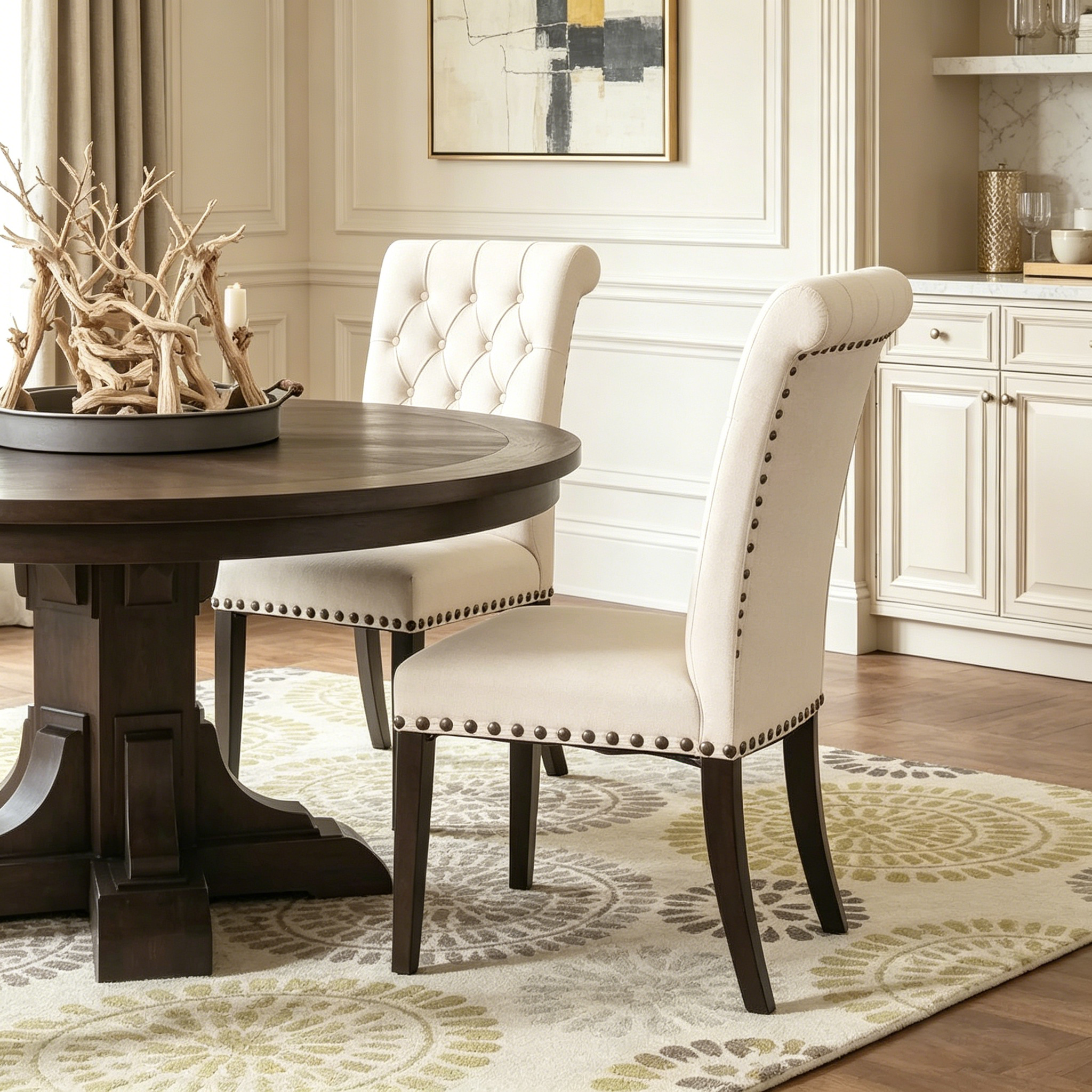 Chaises de salle à manger capitonnées à dossier roulé décoratif avec garniture cloutée (lot de 2)