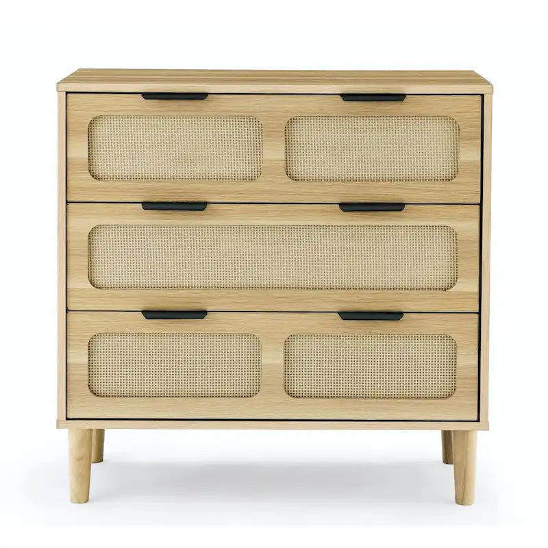 Commode moderne en rotin avec de grands tiroirs et des poignées en métal