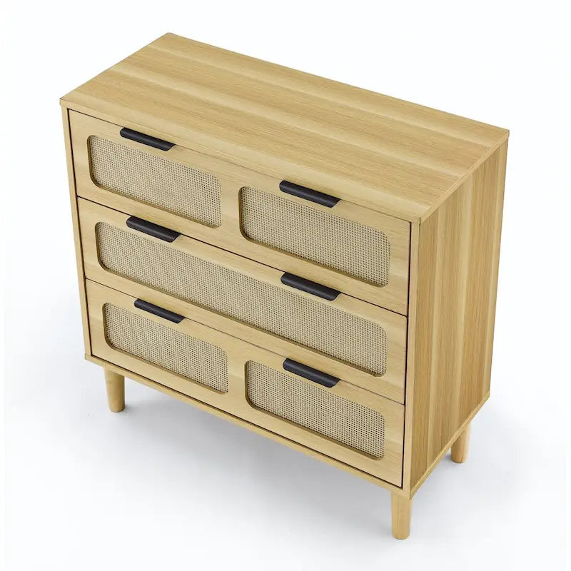Commode moderne en rotin avec de grands tiroirs et des poignées en métal
