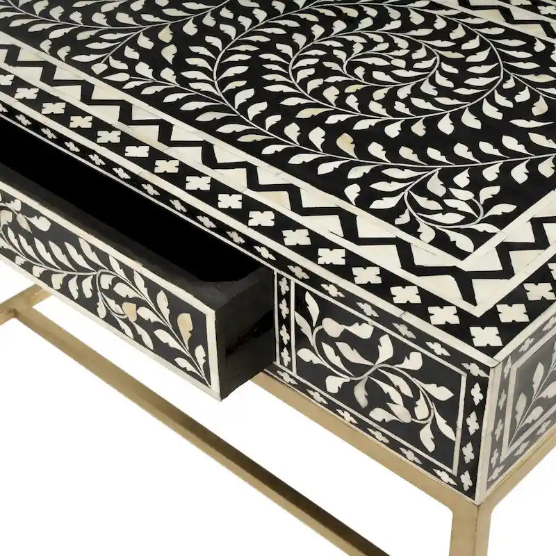 Bureau noir et blanc avec incrustations en os